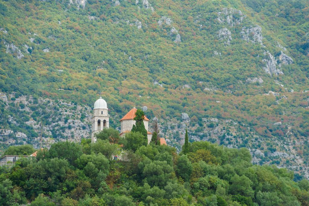 Apart-Complex "Vino-Grad" Herceg Novi Exteriér fotografie